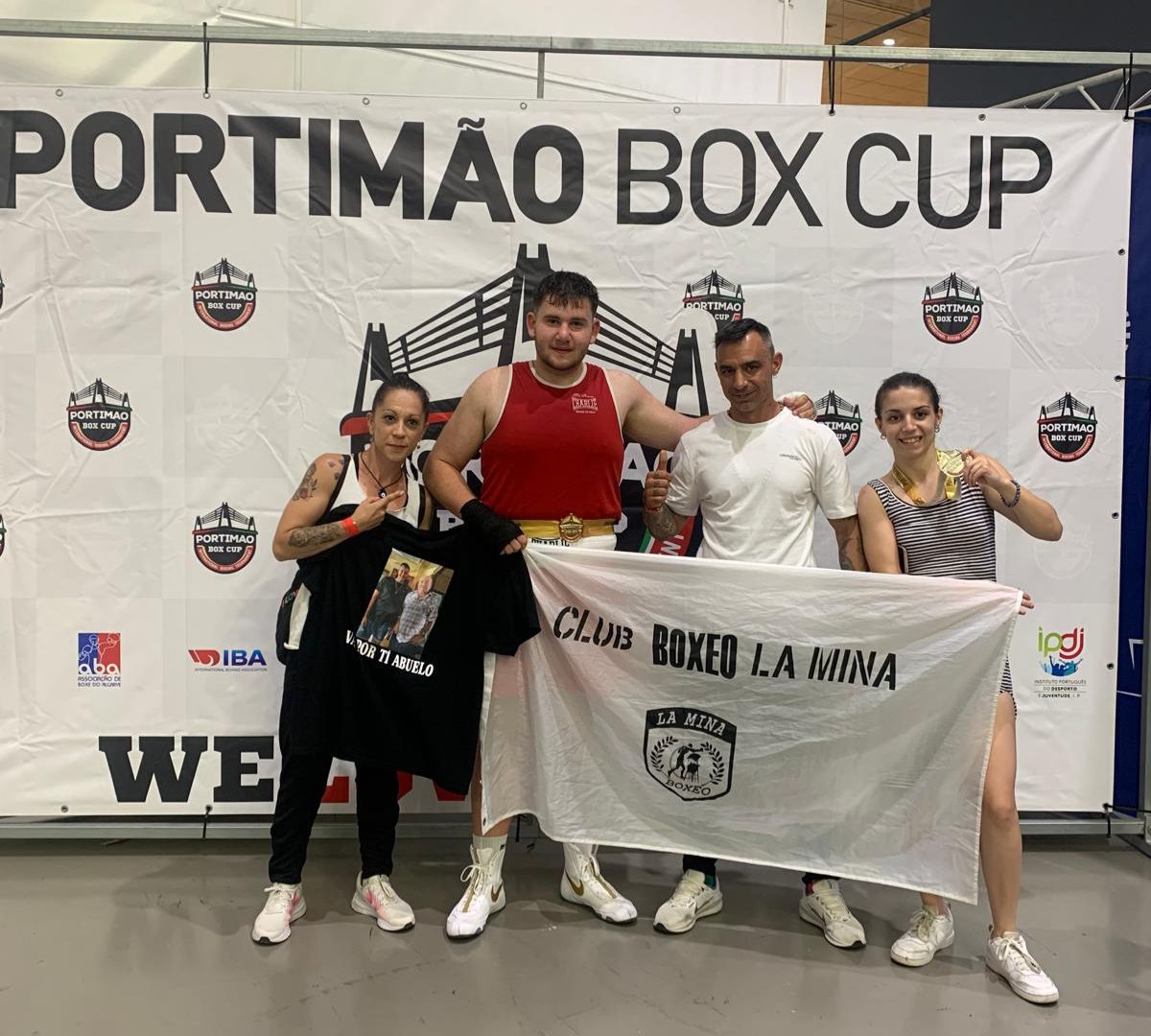 Imagen de Éxito del Club de Boxeo La Mina en el Torneo Internacional Portimão Box Cup: dos medallas para Linares