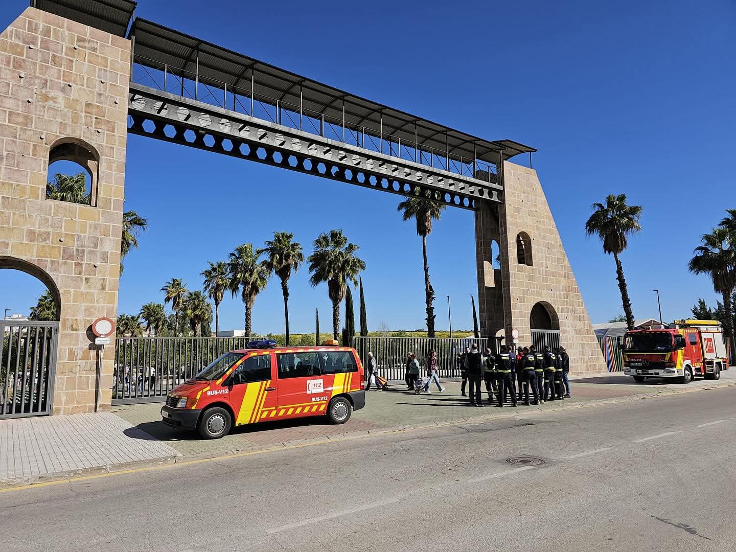 Imagen de Bomberos de Linares Demuestran su Excelencia en Rescate en Altura