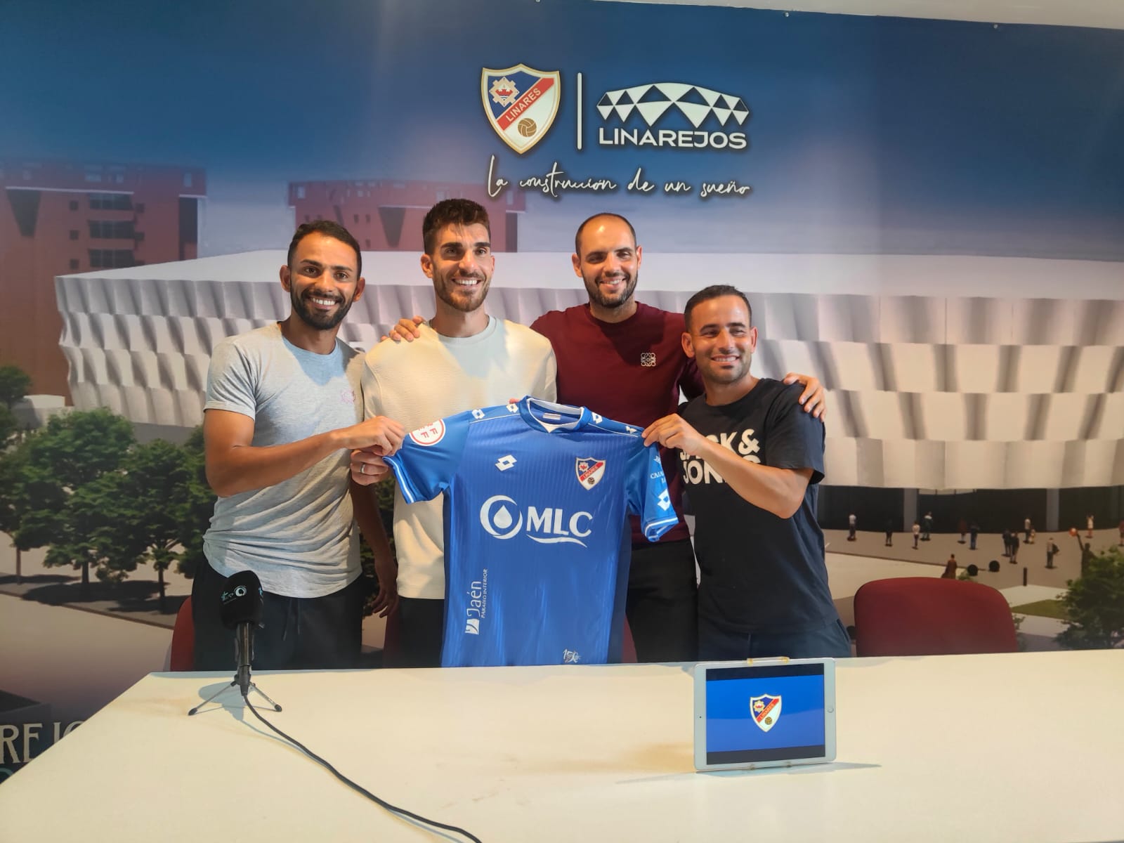 Imagen de Linarejos vibra con nuevos nombres, mismo espíritu: tres fichajes para soñar