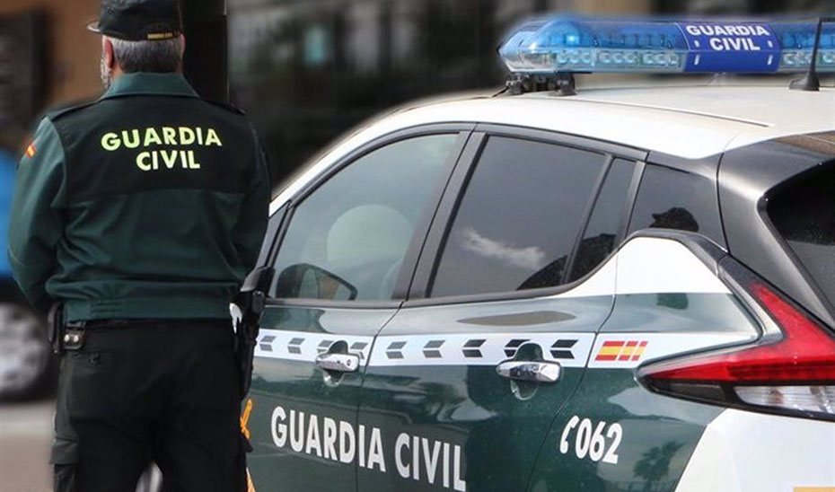 Imagen de Muere un hombre tras caer accidentalmente desde el tejado de una vivienda en Martos