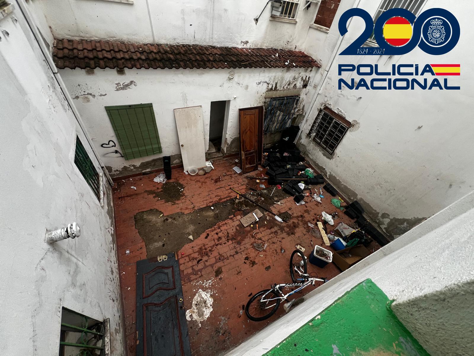 Imagen de La Policía Nacional inspecciona 100 viviendas  que contaban con enganches ilegales a la red  de distribución eléctrica