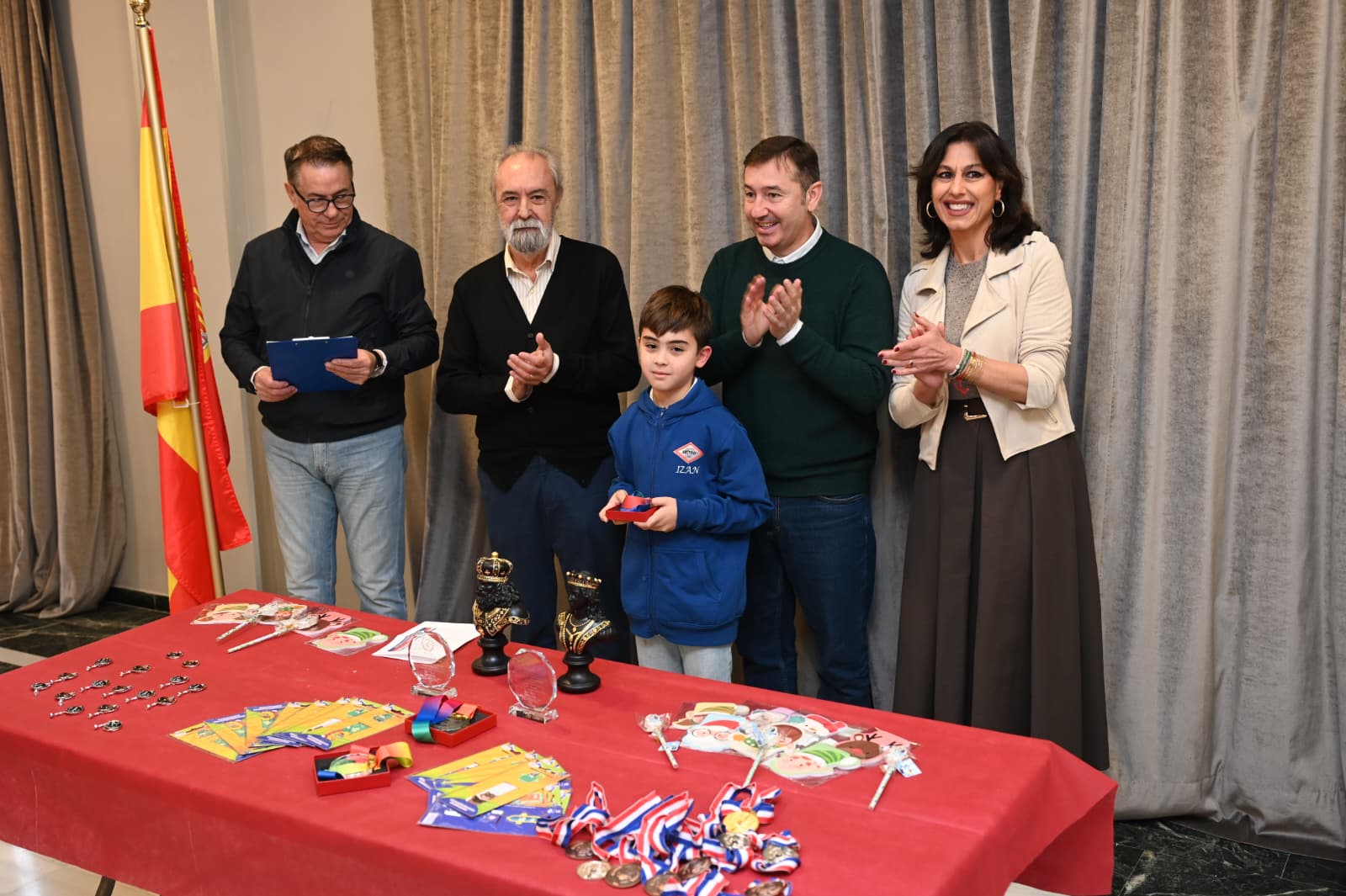 Linares celebra el III Trofeo de Ajedrez de Navidad 2025 con gran participación juvenil