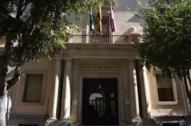 Imagen de Tres acusados se enfrentan a ocho años de prisión por retener a su hija durante 22 días para someterla a un exorcismo en Linares