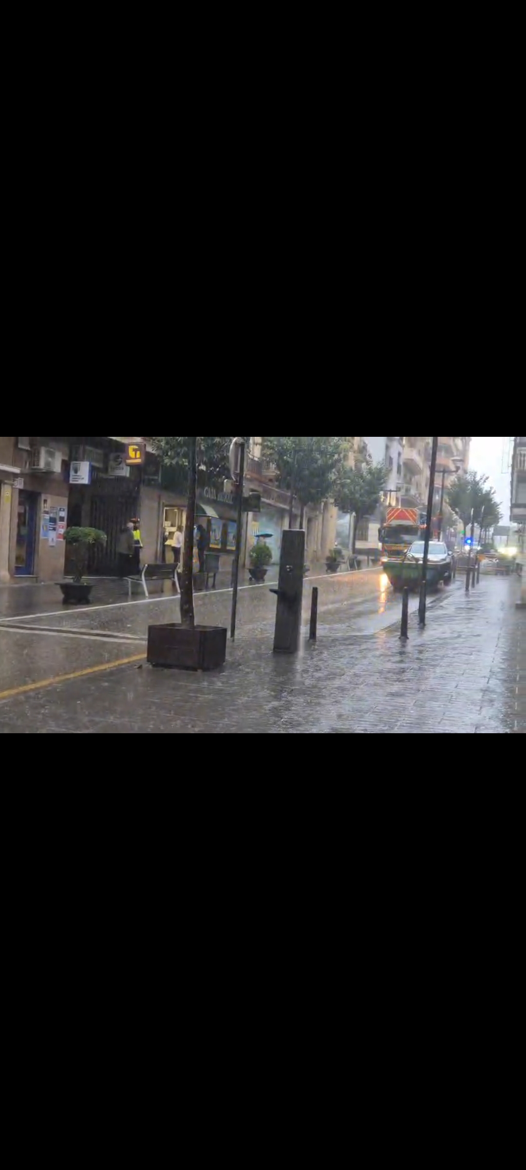 Imagen de Suspendidas las clases presenciales en Andalucía ante el riesgo de inundaciones