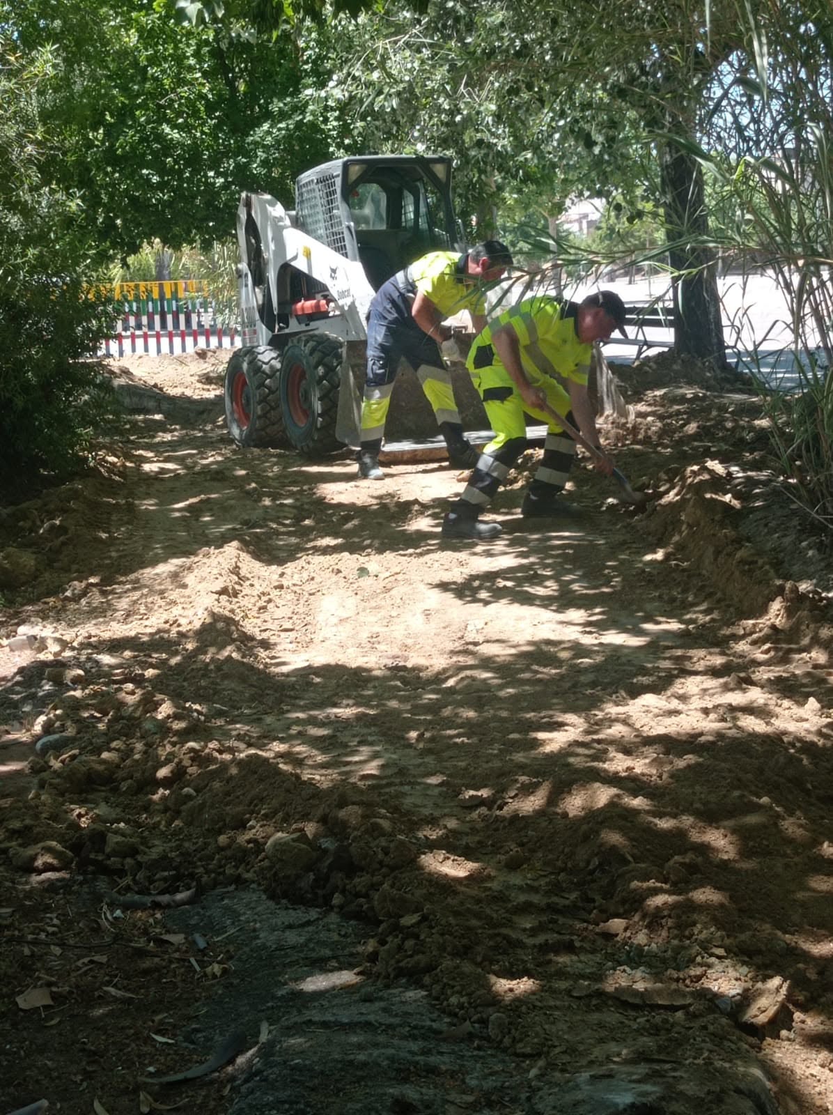 Imagen de Linares avanza en la adecuación del arroyo artificial del Parque Multiusos del Pisar